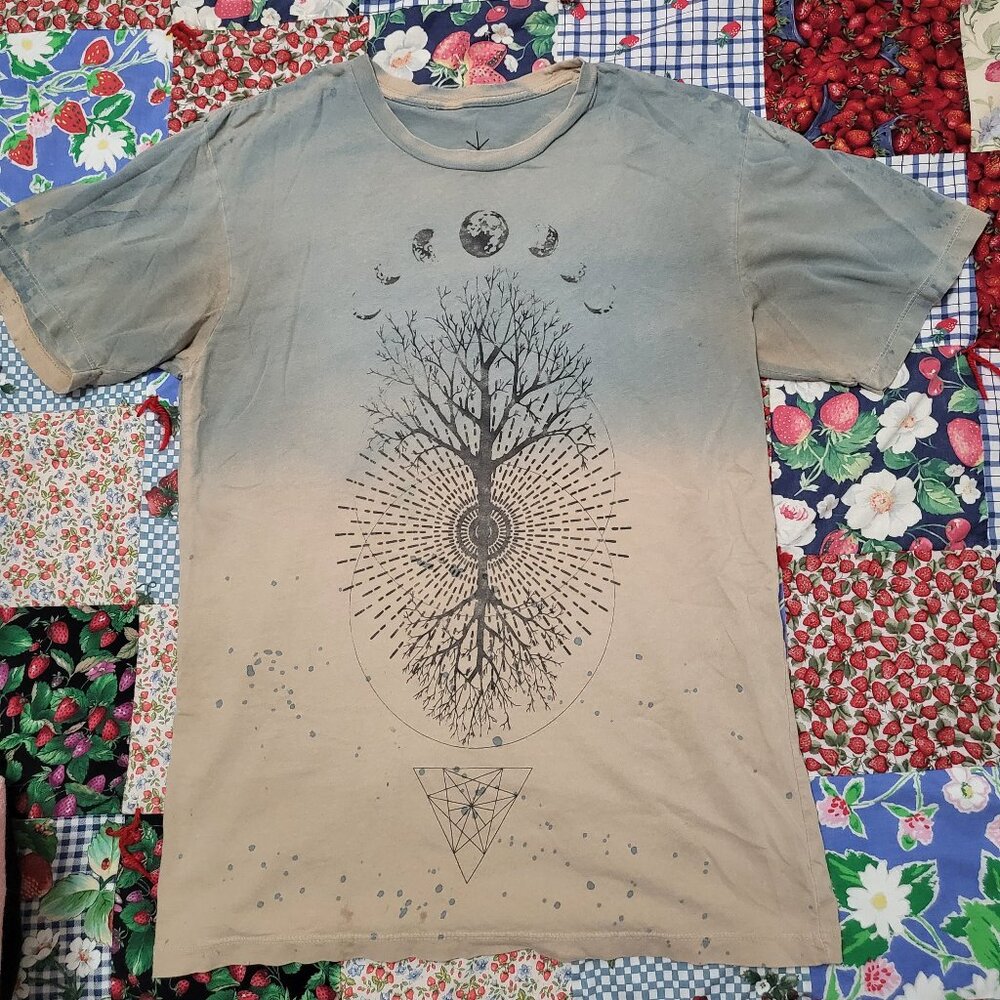Earthbound Tye-Dye Graphic Tee Size S